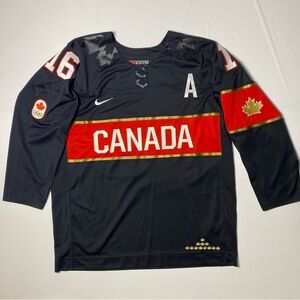 Nike Mens XXL Team Canada Olympic
Hockey Jersey Black Jonathan Toews
#16 2014